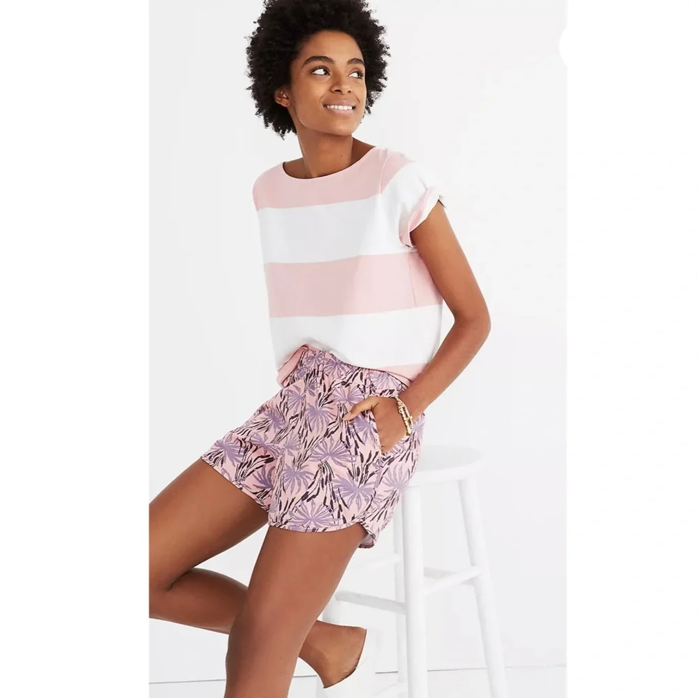Madewell Pink & Purple Pull On Shorts in Oasis Palms Print - Picture 2 of 8